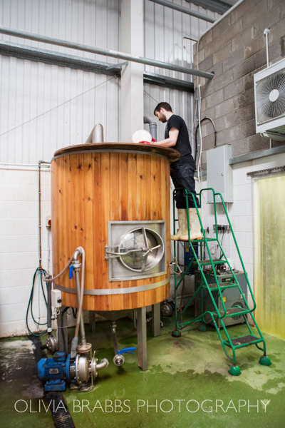 yorkshire brewer at work at the hop studio